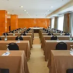 Nh 시우다드 데 자라고자 4*