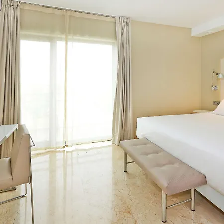 Nh Ciudad De 4* Zaragoza