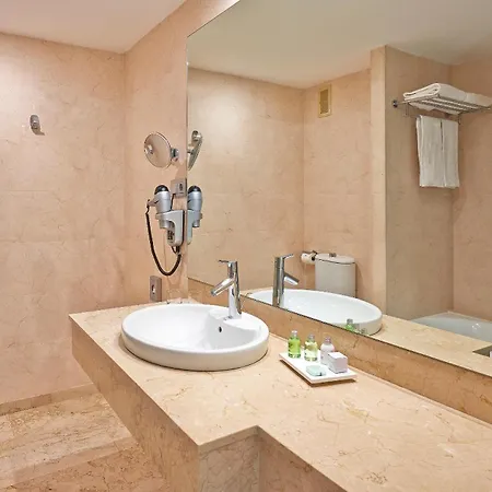 Hotel Nh Ciudad De