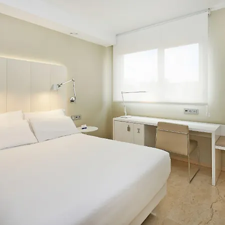 Nh Ciudad De 4*