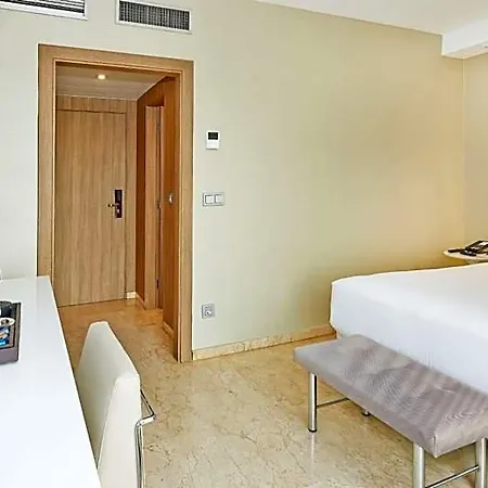 Hotel Nh Ciudad De 4*