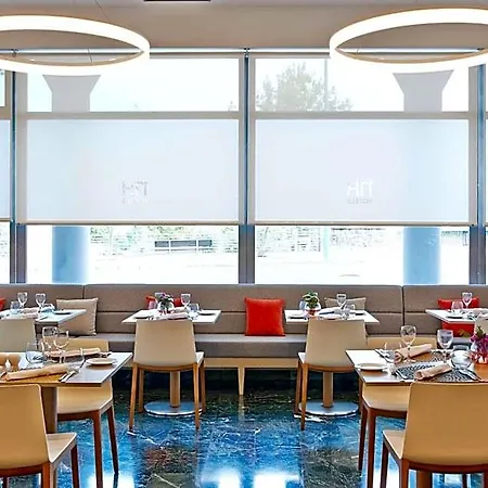 Hotel Nh Ciudad De 4*