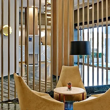 Nh Ciudad De Hotel 4*