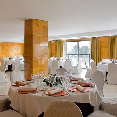 Hotel Nh Ciudad De 4*