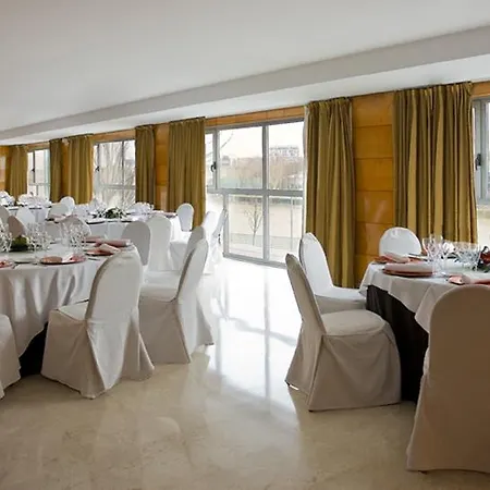 Nh Ciudad De 4* Zaragoza