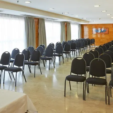 Nh Ciudad De 4* סרגוסה