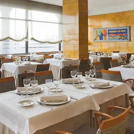 Nh Ciudad De Hotel 4*