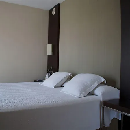Nh Ciudad De Hotel