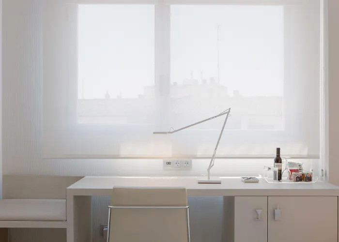 Nh Ciudad De Отель