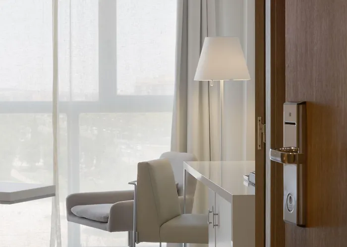 Nh Ciudad De Ξενοδοχείο 4*