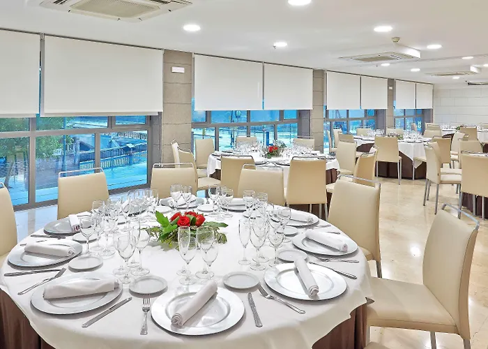 Отель Nh Ciudad De