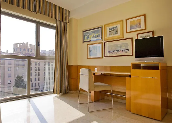 Nh Ciudad De Ξενοδοχείο 4*