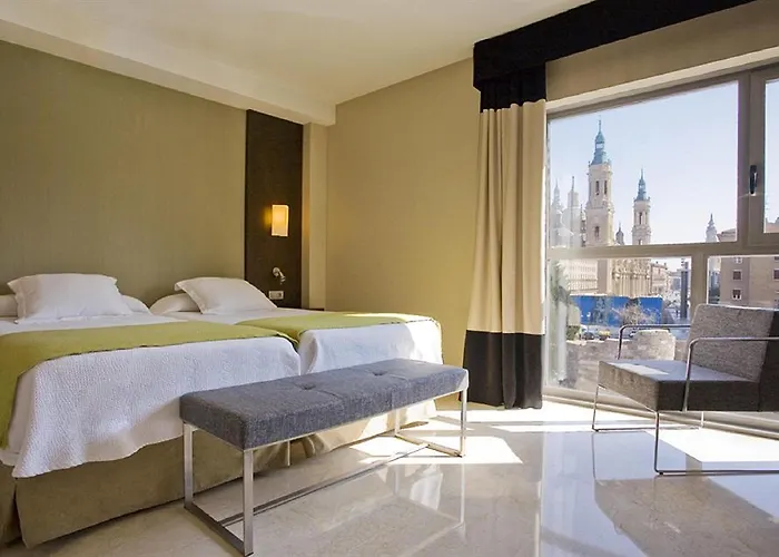 Отель Nh Ciudad De Сарагоса