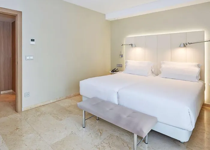 Nh Ciudad De Σαραγόσα